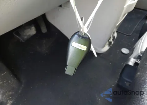 2016 Chrysler Town & Country Touring from USA, damaged, VIN 2C4RC1BG1GR290926